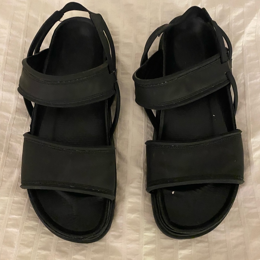 Black rubber Zara Sandals